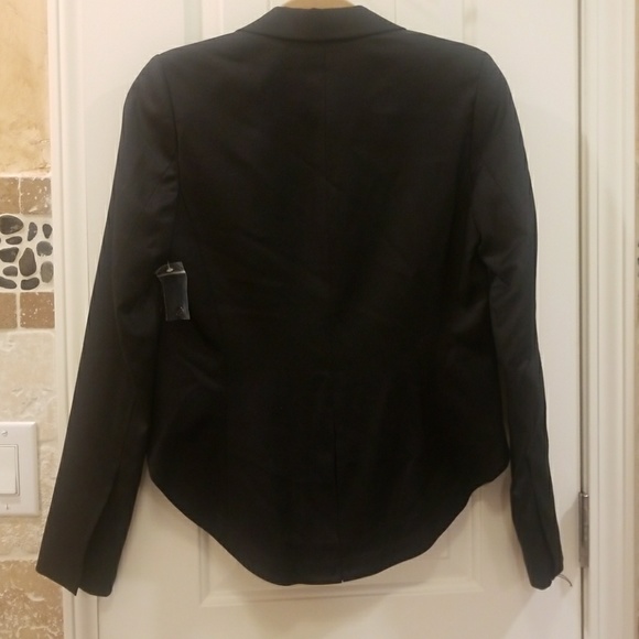 BNWOT black jacket w/ vest sz 2 - Picture 4 of 6